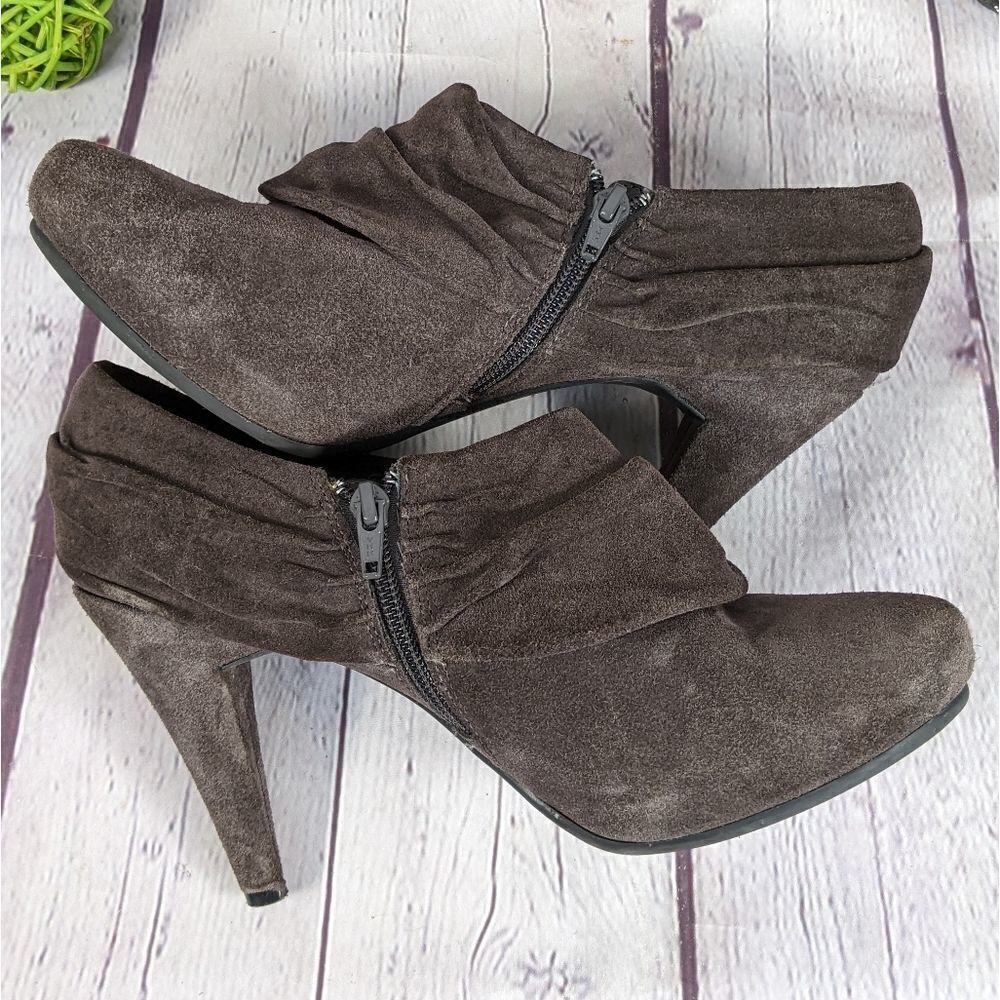 Worthington Charcoal Suede Side Zip Heeled Ankle Booties